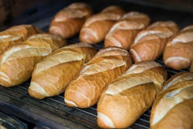 Chất độc hại có trong bánh mì nóng giòn ít ai ngờ tới