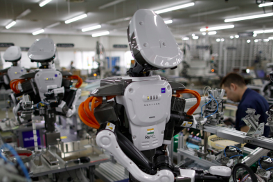 Tương lai, robot sẽ thay thế hoàn toàn người lao động?
