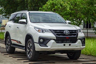 Giá bán hơn 1,3 tỷ đồng, Toyota Fortuner 2019 được trang bị những tính năng gì?