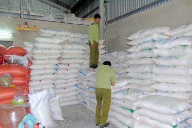 Tạm giữ 10 tấn đường kính trắng không rõ nguồn gốc xuất xứ