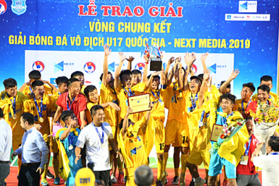 U17 Thanh Hoá lần đầu vô địch giải U17 Quốc Gia: ‘Phần thưởng không từ trên trời rơi xuống’