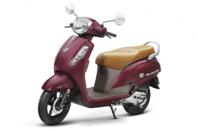 Phát sốt chiếc xe tay ga đẹp long lanh vừa trình làng, giá chỉ 21 triệu đồng
