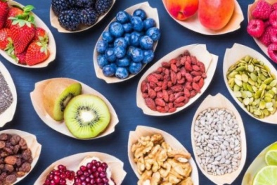 Ăn kiêng bằng cách tiêu thụ carbohydrate tinh chế, thịt đỏ, thịt chế biến có thể gây ung thư
