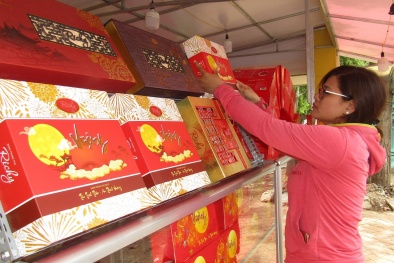 Chưa tới Rằm tháng Tám - Bánh trung thu đã xuống phố