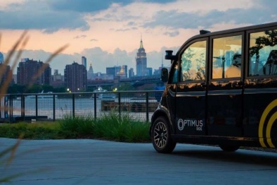 Ô tô không người lái ra mắt chính thức tại New York