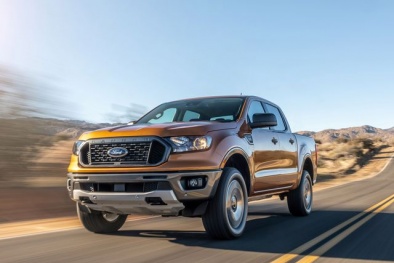 Hơn nghìn người Việt 'xếp hàng' mua chiếc ô tô bán tải Ford giá từ 630 triệu đồng