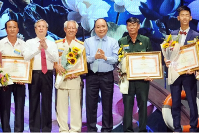 Giao lưu toàn quốc các điển hình tiên tiến học và làm theo Bác Hồ