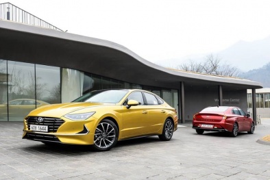 Hơn 8 nghìn người Hàn đổ xô mua chiếc xe ô tô Hyundai đẹp long lanh trong 1 tháng