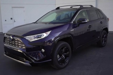 Mẫu xe SUV cỡ nhỏ tốt nhất phân khúc gọi tên Toyota RAV4 Hybrid 2019