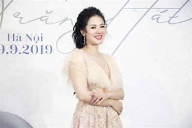 Ca sỹ Phạm Thùy Dung sẽ biểu diễn cùng Dàn nhạc Giao hưởng Mặt trời trong liveshow kỷ niệm 9 năm ca hát
