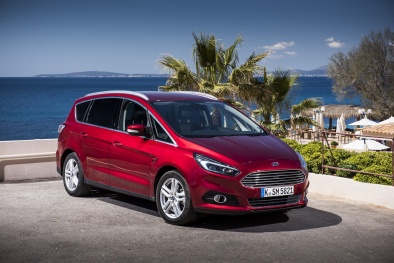 Ford thu hồi 322.000 chiếc xe ở châu Âu vì nguy cơ cháy ắc quy