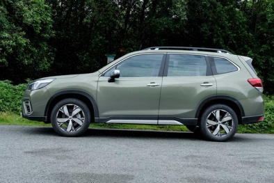 Subaru Forester 2019 tiếp tục giảm giá ‘kịch sàn’, xuống mốc 900 triệu đồng