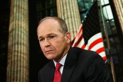 ‘Ông lớn’ Boeing sa thải CEO Dennis Muilenburg sau sự cố rơi máy bay 737 MAX