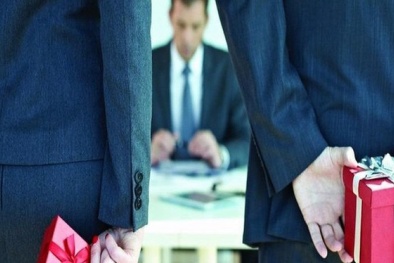 Thanh tra Chính phủ yêu cầu xử lý trường hợp tặng quà trái quy định dịp Tết