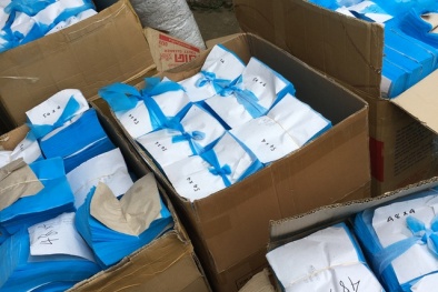 Chủ lò mổ xoay sang sản xuất khẩu trang y tế giả