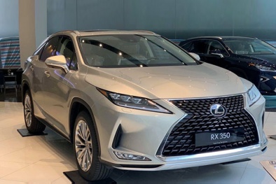 Hàng loạt chiếc Lexus RX350 thu hồi do lỗi hộp số