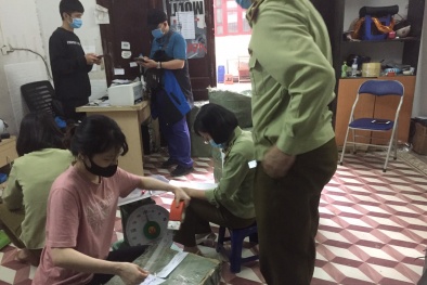 Hà Nội tạm giữ lượng lớn thuốc tân dược có dấu hiệu giả mạo