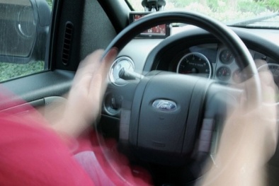 Hiện tượng rung tay lái - cảnh báo nhiều bộ phận ô tô đang hư hỏng, mất an toàn