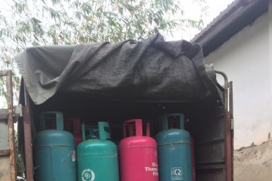 Ngang nhiên sang chiết gas trái phép từ Petrol Việt Nam sang Thăng Long gas