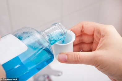 Nước súc miệng được kỳ vọng có thể tiêu diệt nhiều loại virus tương tự như Covid-19