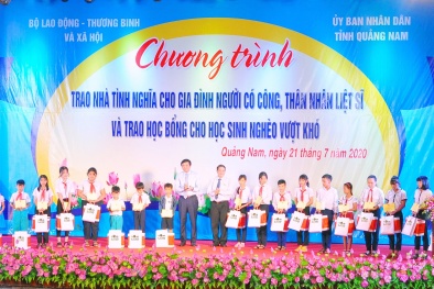 Novaland trao 200 suất học bổng cho các em học sinh tại Quảng Nam