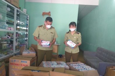Thu giữ gần trăm nghìn khẩu trang y tế không rõ nguồn gốc xuất xứ
