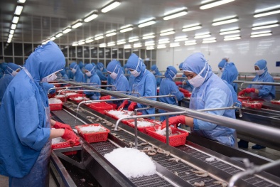 Đề xuất 3 biện pháp giúp Việt Nam tránh ‘bẫy kinh tế’ do dịch Covid-19