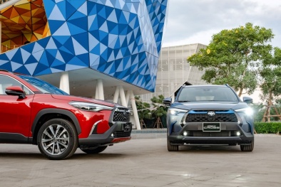 Ô tô 7 chỗ gầm cao mới của Toyota giá hơn 700 triệu vừa ra mắt Việt Nam có gì hấp dẫn?
