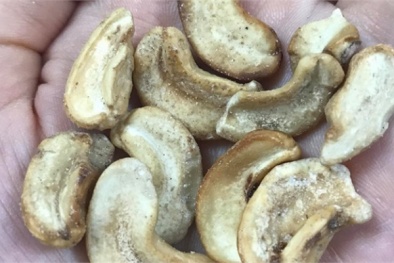 Hạt điều giả 'điều Bình Phước' bán tràn lan