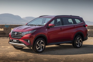 SUV 7 chỗ đẹp long lanh của Toyota vừa ra mắt Việt Nam rẻ hơn mẫu cũ: Giá lăn bánh bao nhiêu?