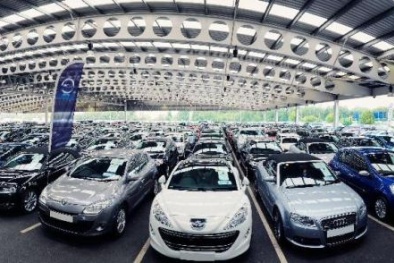 Chục nghìn xe ô tô nhập đổ về Việt Nam, giá thấp nhất chỉ khoảng hơn 200 triệu đồng/chiếc