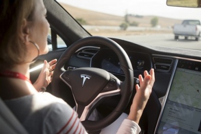 Liên tục xảy ra các vụ tai nạn, hệ thống lái tự động của Tesla bị điều tra