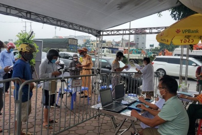 Hà Nội lắp đặt camera quét mã QR Code tại 67 chốt kiểm soát phòng chống dịch COVID-19