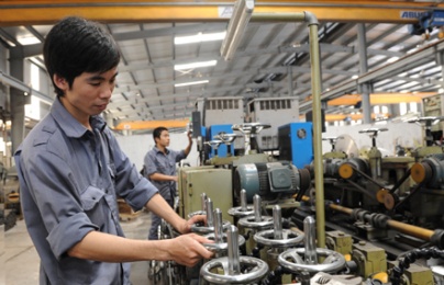 Bộ Tài chính muốn cắt giảm hàng loạt khoản phí cho doanh nghiệp
