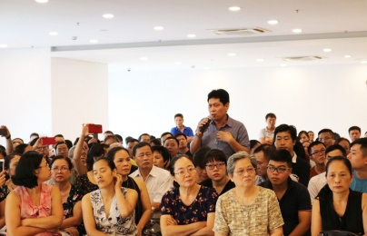 Cư dân đưa 'yêu sách', chủ đầu tư Hòa Bình Green City lại... 'hứa hẹn'