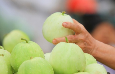 Chọn dưa lê ngọt thơm, an toàn chỉ bằng 2 dấu hiệu đơn giản này