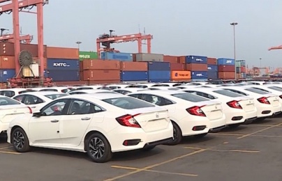 Ô tô nhập khẩu vào Việt Nam tăng mạnh trong tháng 5