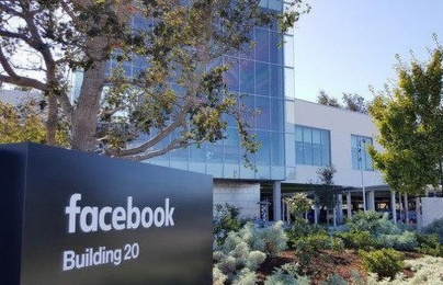 Dịch Covid-19: Facebook cấm quảng cáo nước rửa tay, khăn lau khử trùng, bộ dụng cụ thử nghiệm