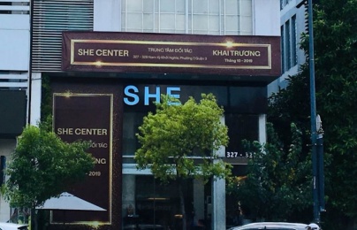Thẩm mỹ viện She Center: Dấu hỏi về chất lượng dịch vụ và đội ngũ bác sĩ?