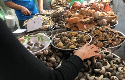 Hiểm họa khôn lường từ thịt ốc, cá khoai tẩm ướp chất bảo quản