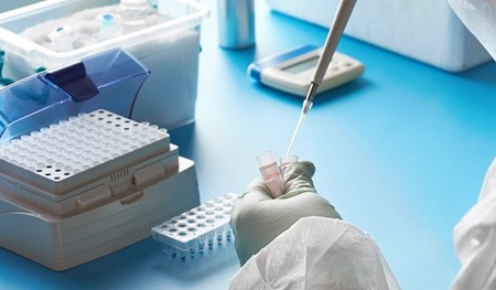 Các nhà khoa học tìm ra cách kết hợp thuốc điều trị COVID-19 hiệu quả