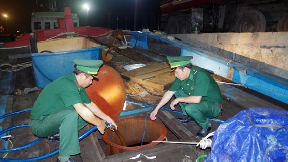 Quảng Ngãi: Bắt giữ 37.000 lít dầu DO không rõ nguồn gốc