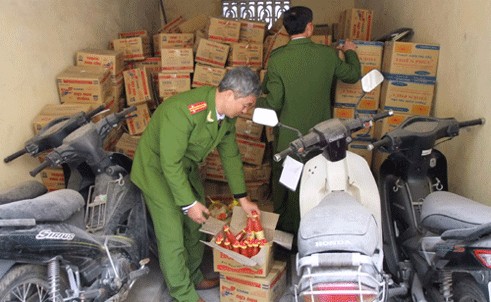 Bắt giữ hàng nghìn sản phẩm làm giả, nhập lậu