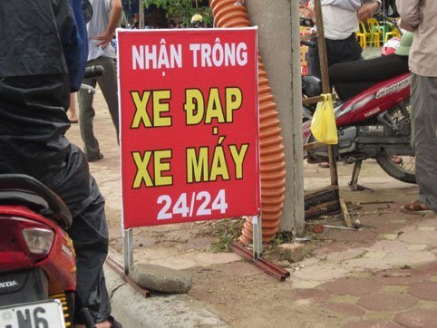 Kỳ thi đại học 2014: Nở rộ những dịch vụ ăn theo