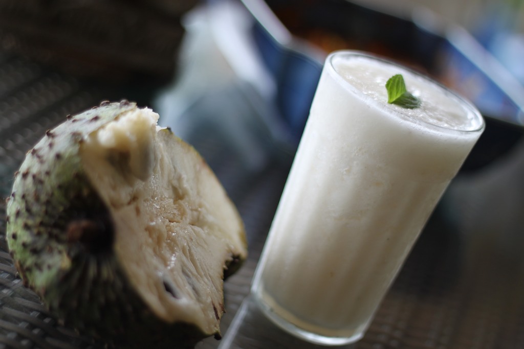 Mãng cầu xiêm chữa ung thư: Khoa học thế giới chưa công nhận