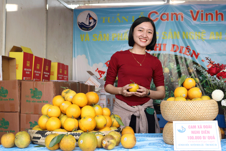 Cam Vinh và đặc sản xứ Nghệ đến với người dân Thủ đô