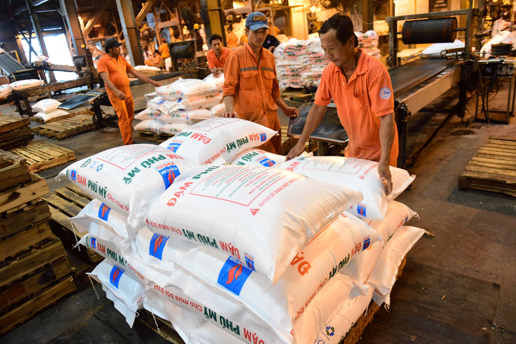 PVFCCo giữ vững danh hiệu Hàng Việt Nam chất lượng cao 17 năm liên tiếp