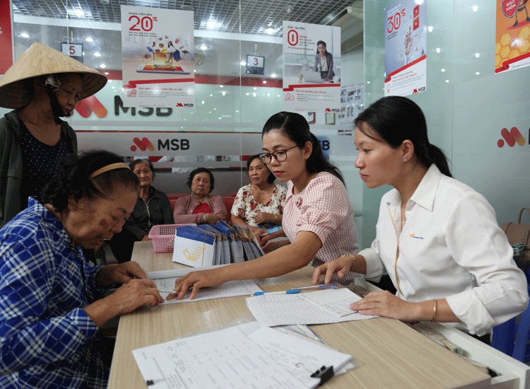 Chi trả lương hưu và trợ cấp Bảo hiểm xã hội tháng 4 - 5/2020 vào cùng một kỳ