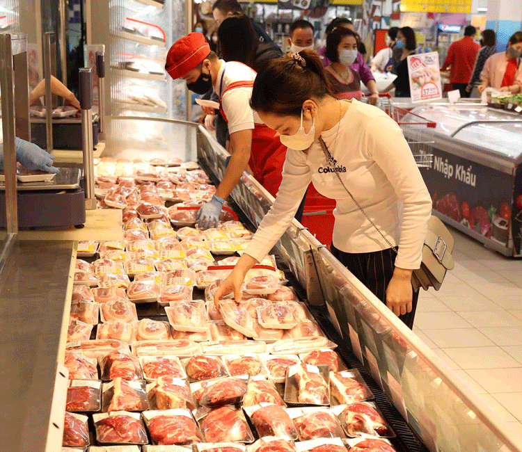 Chung tay bình ổn giá thịt lợn, hệ thống Big C giảm giá đến 25% 
