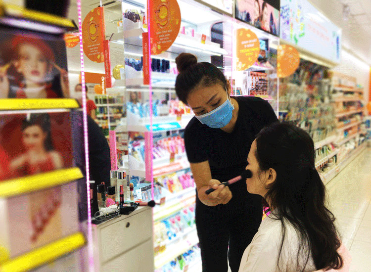 Dự án cộng đồng “Vì bạn xứng đáng”- Hỗ trợ các nữ ứng viên trong hành trình theo đuổi sự nghiệp